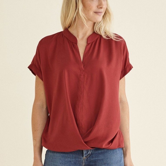 Amour Vert Tops - Amour Vert Dahlia Tencel Airy Flowy Short Sleeve Wrap Vneck Top Blous Shirt